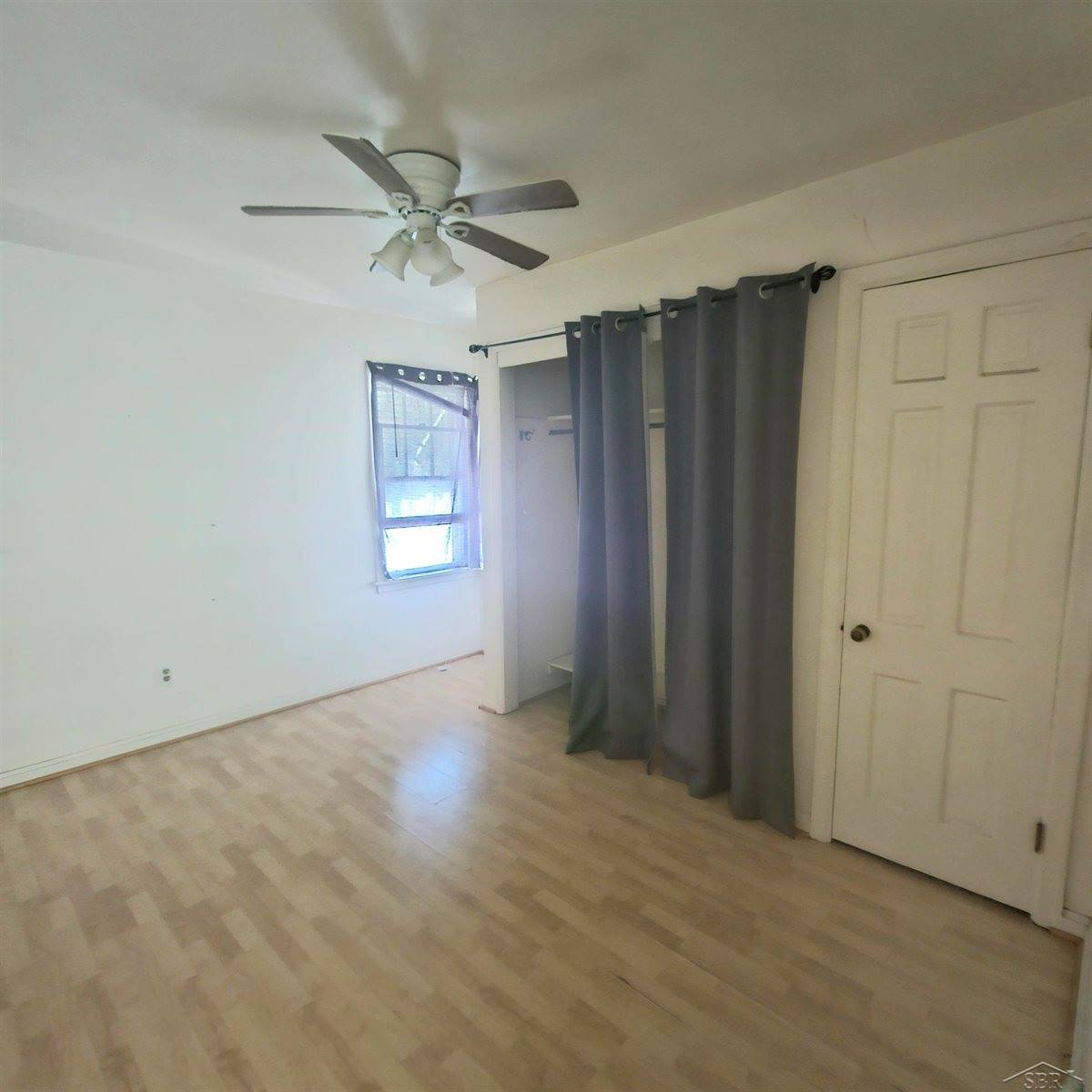 8 Southlawn Court, Saginaw, MI 48602