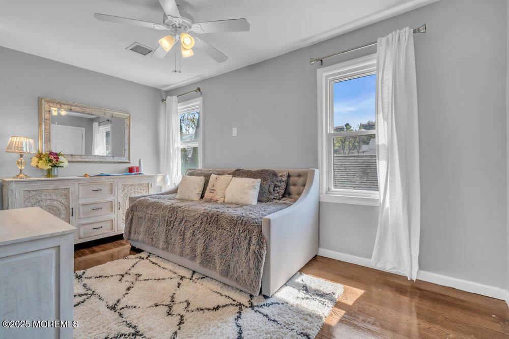 19 Gravelly Point Road, Highlands, NJ 07732