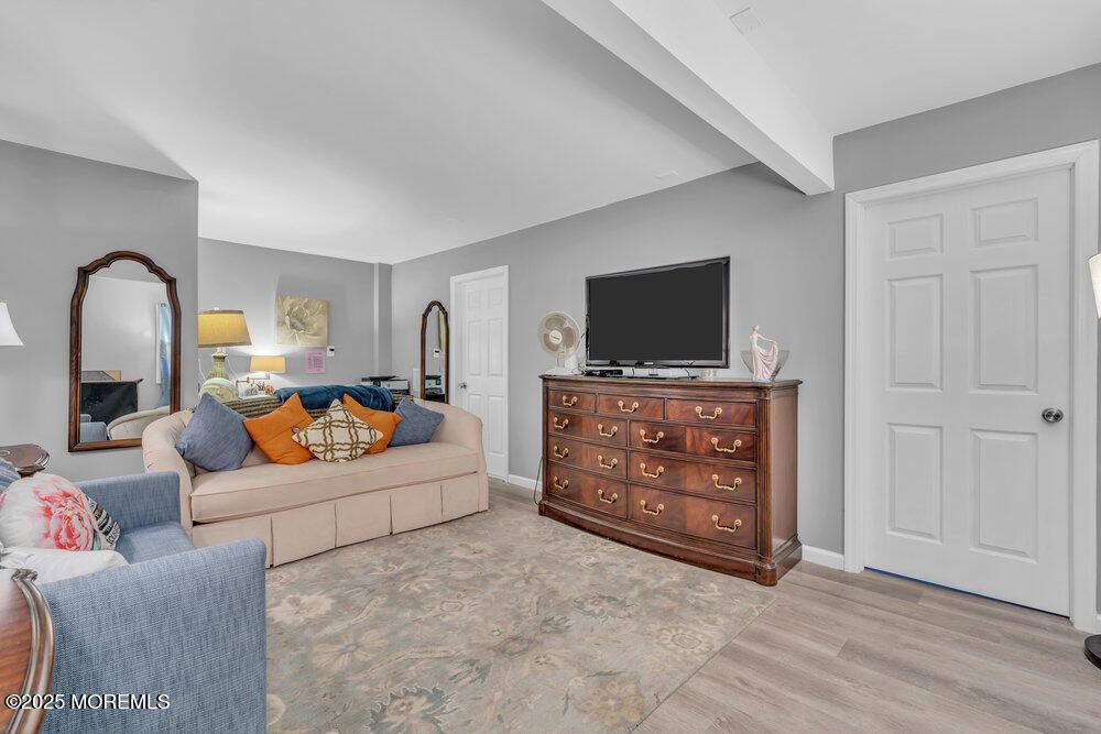 19 Gravelly Point Road, Highlands, NJ 07732