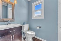 19 Gravelly Point Road, Highlands, NJ 07732