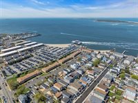 19 Gravelly Point Road, Highlands, NJ 07732