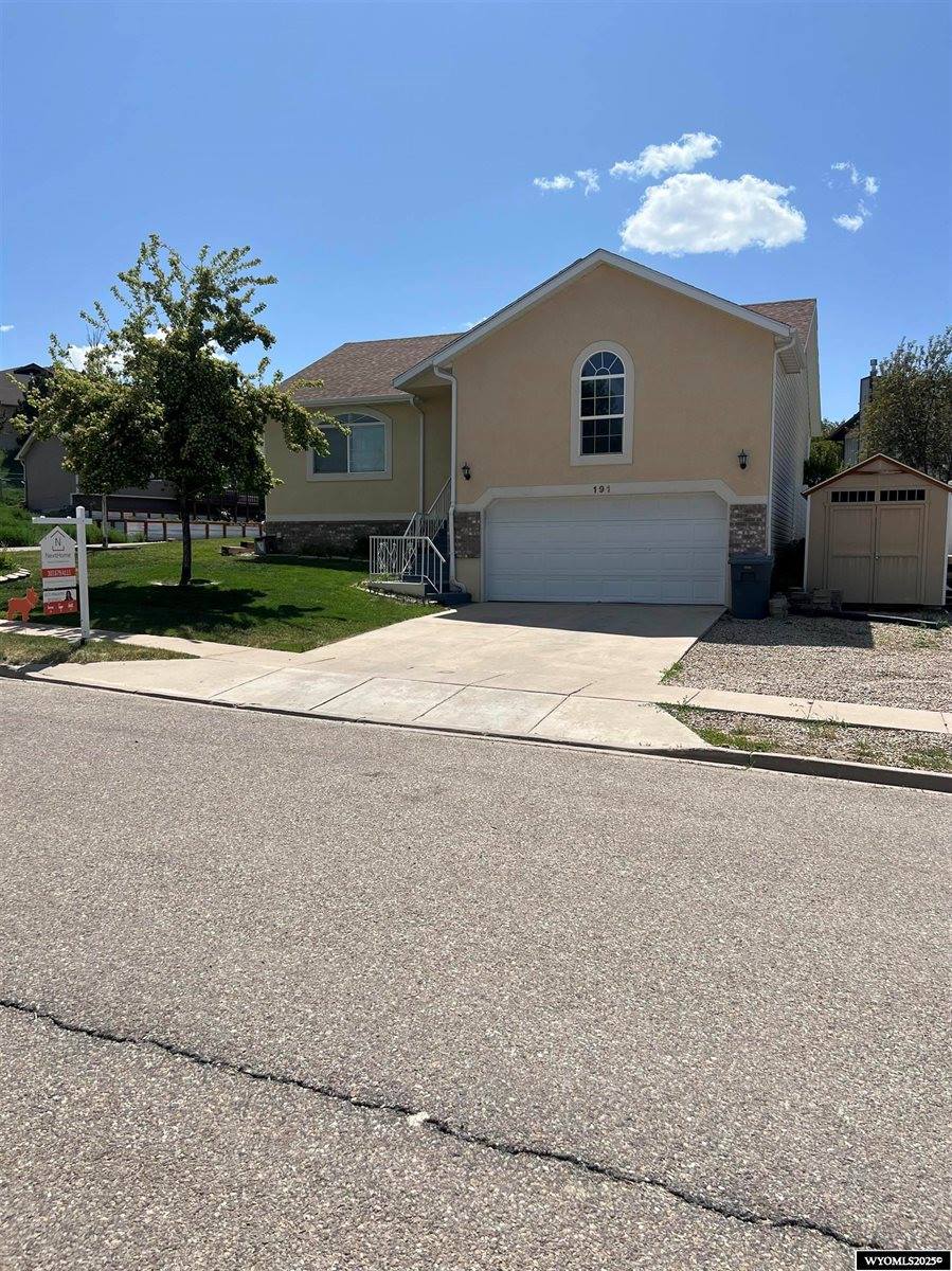 191 Ridge Lane, Evanston, WY 82930