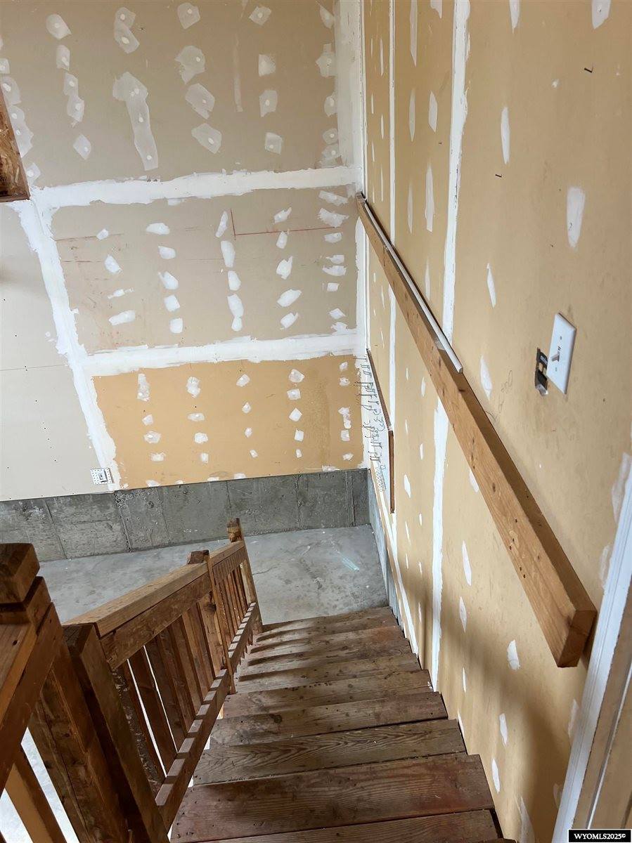 191 Ridge Lane, Evanston, WY 82930