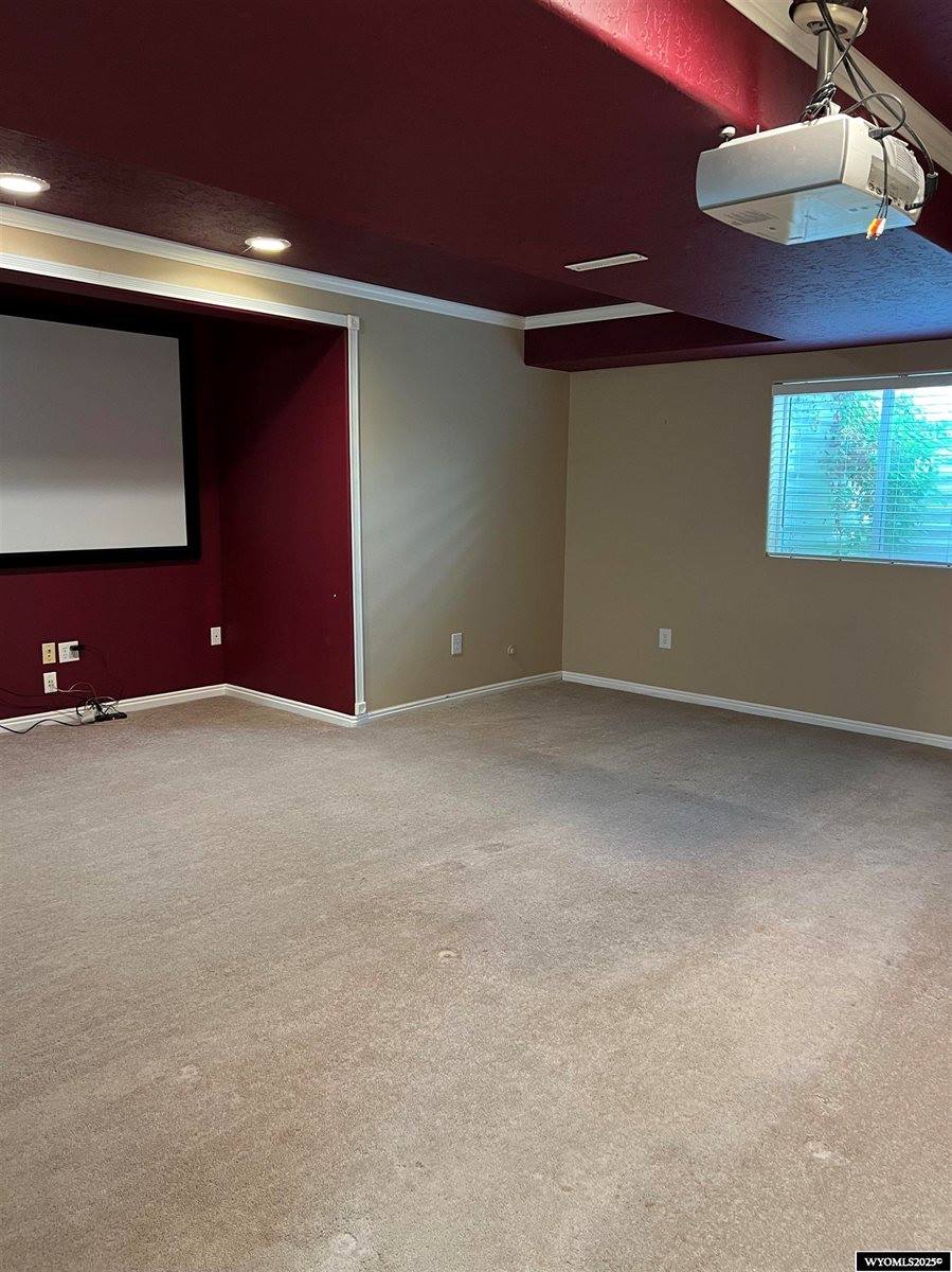 191 Ridge Lane, Evanston, WY 82930