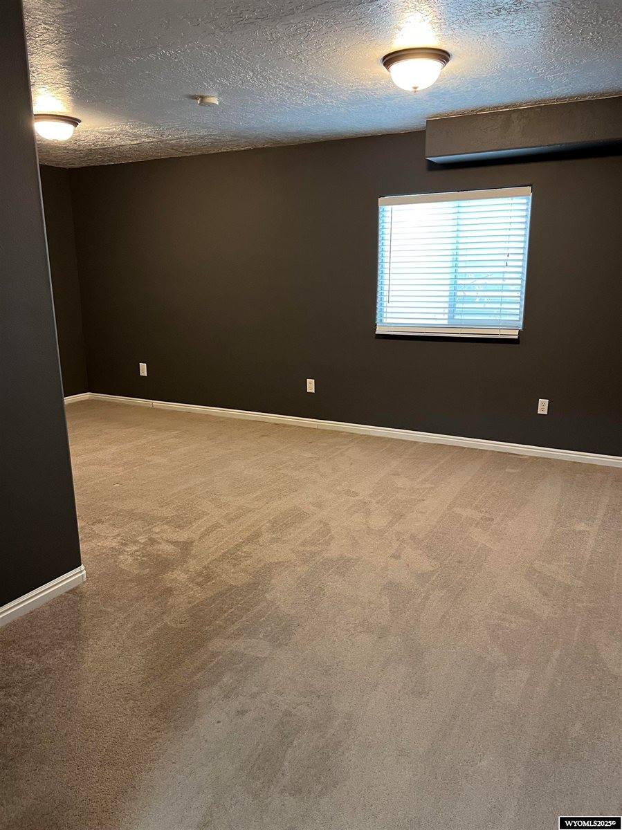 191 Ridge Lane, Evanston, WY 82930