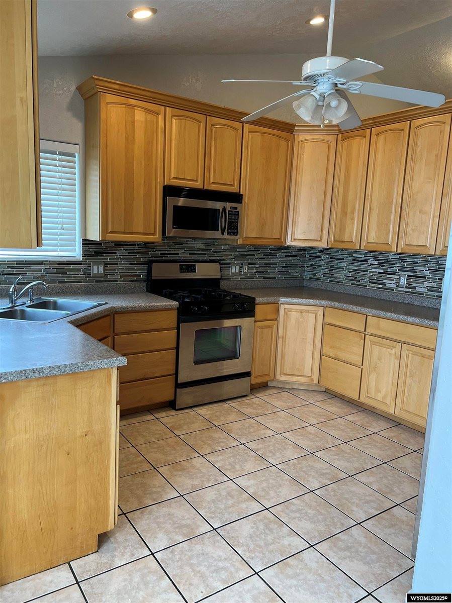 191 Ridge Lane, Evanston, WY 82930