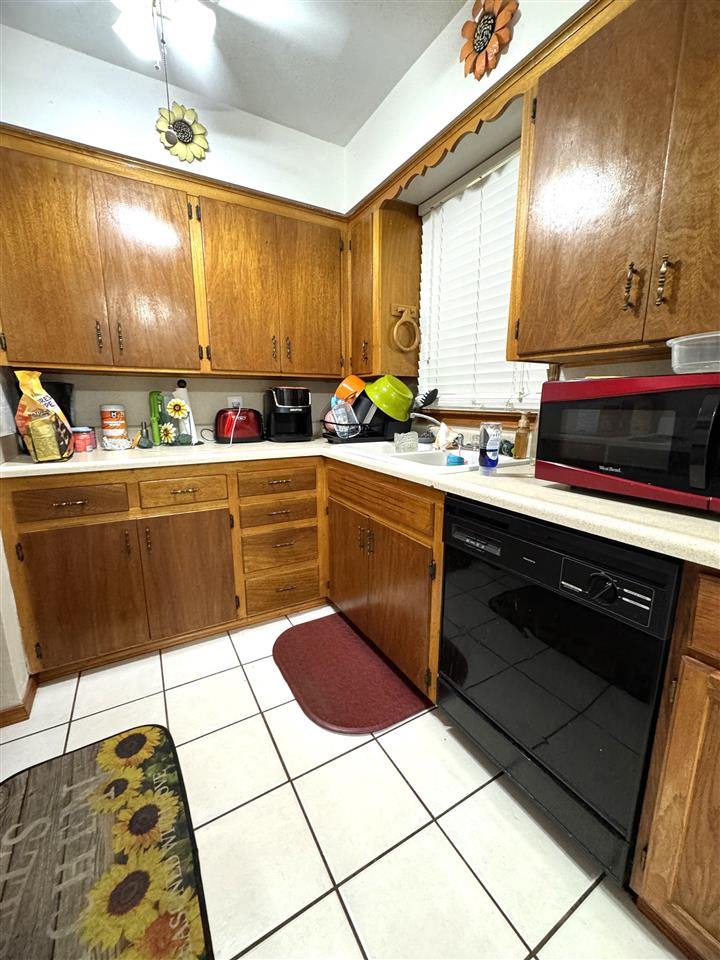 513 NW Mission Blvd, Lawton, OK 73507