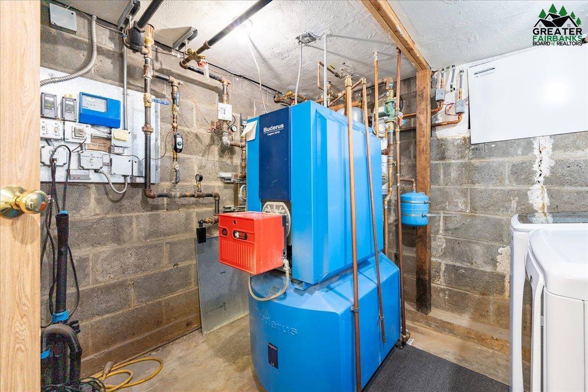 352 Driveway Street, Fairbanks, AK 99701