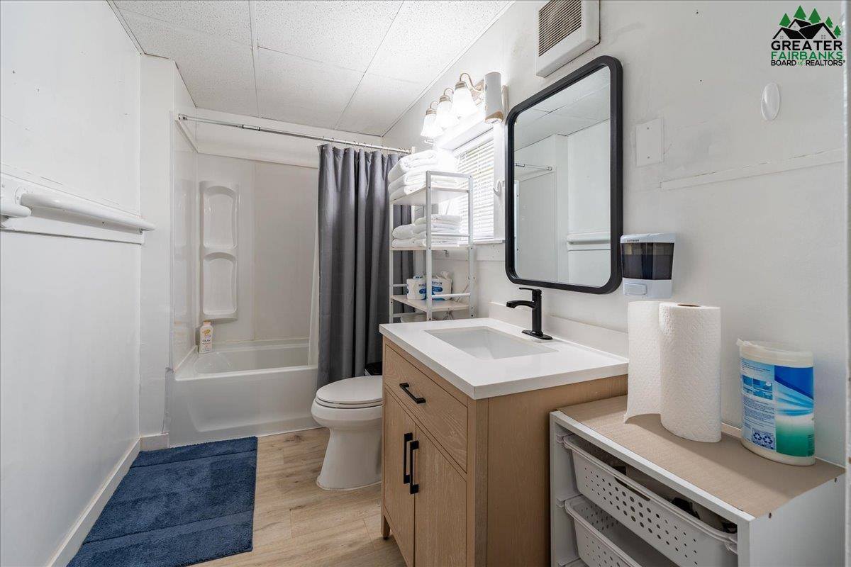 352 Driveway Street, Fairbanks, AK 99701