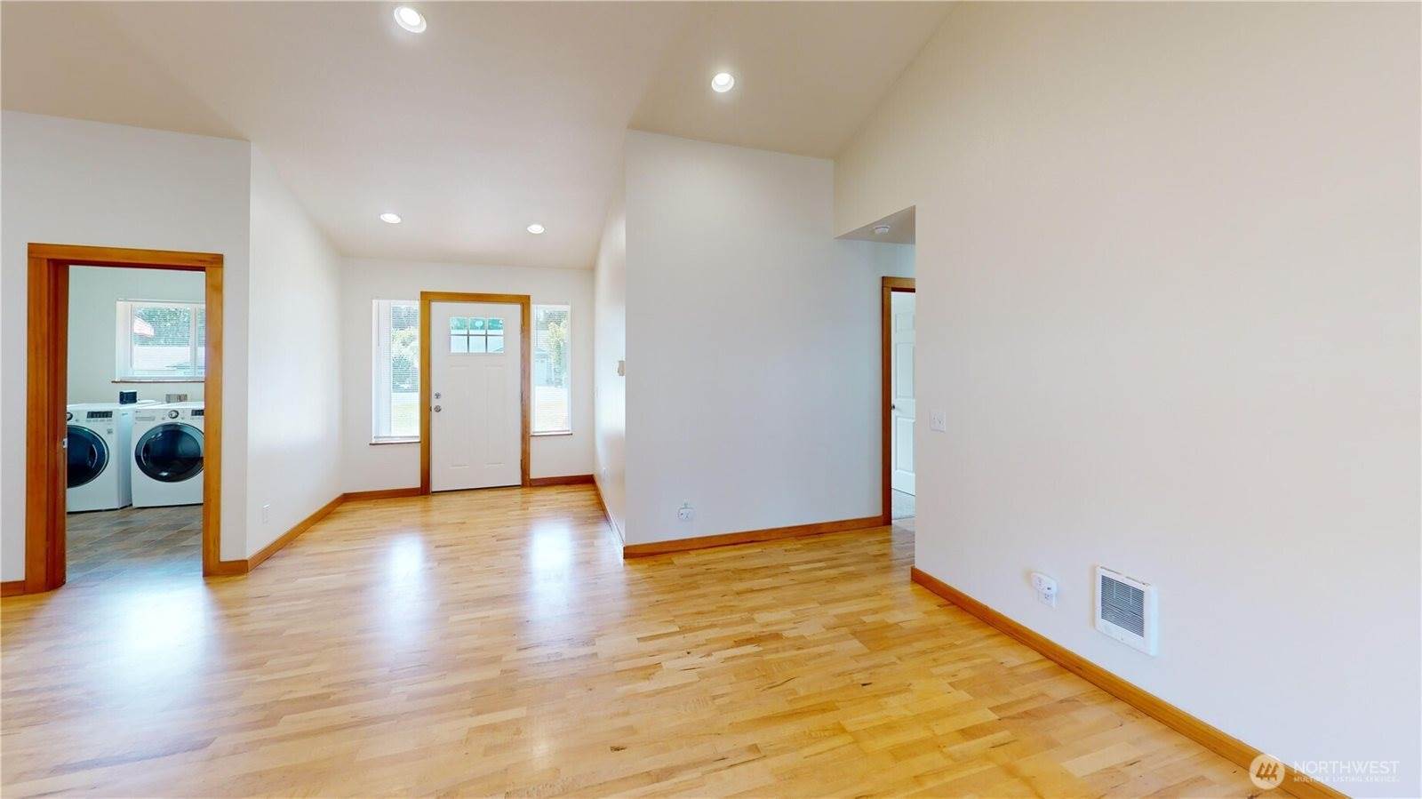 1544 Graham Drive, Camano Island, WA 98282