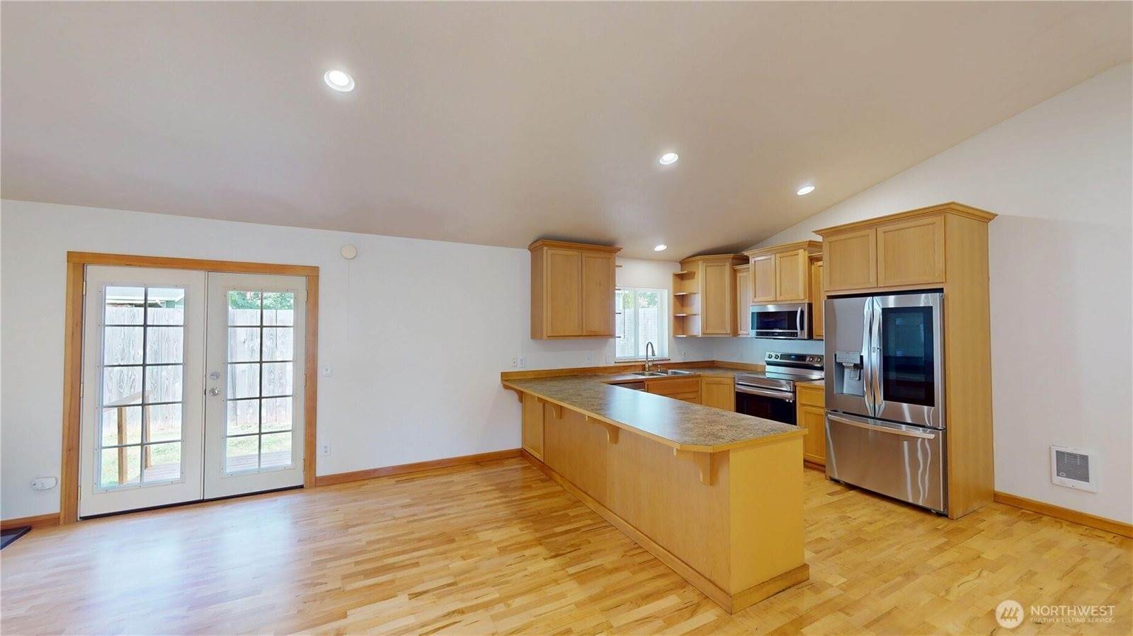 1544 Graham Drive, Camano Island, WA 98282