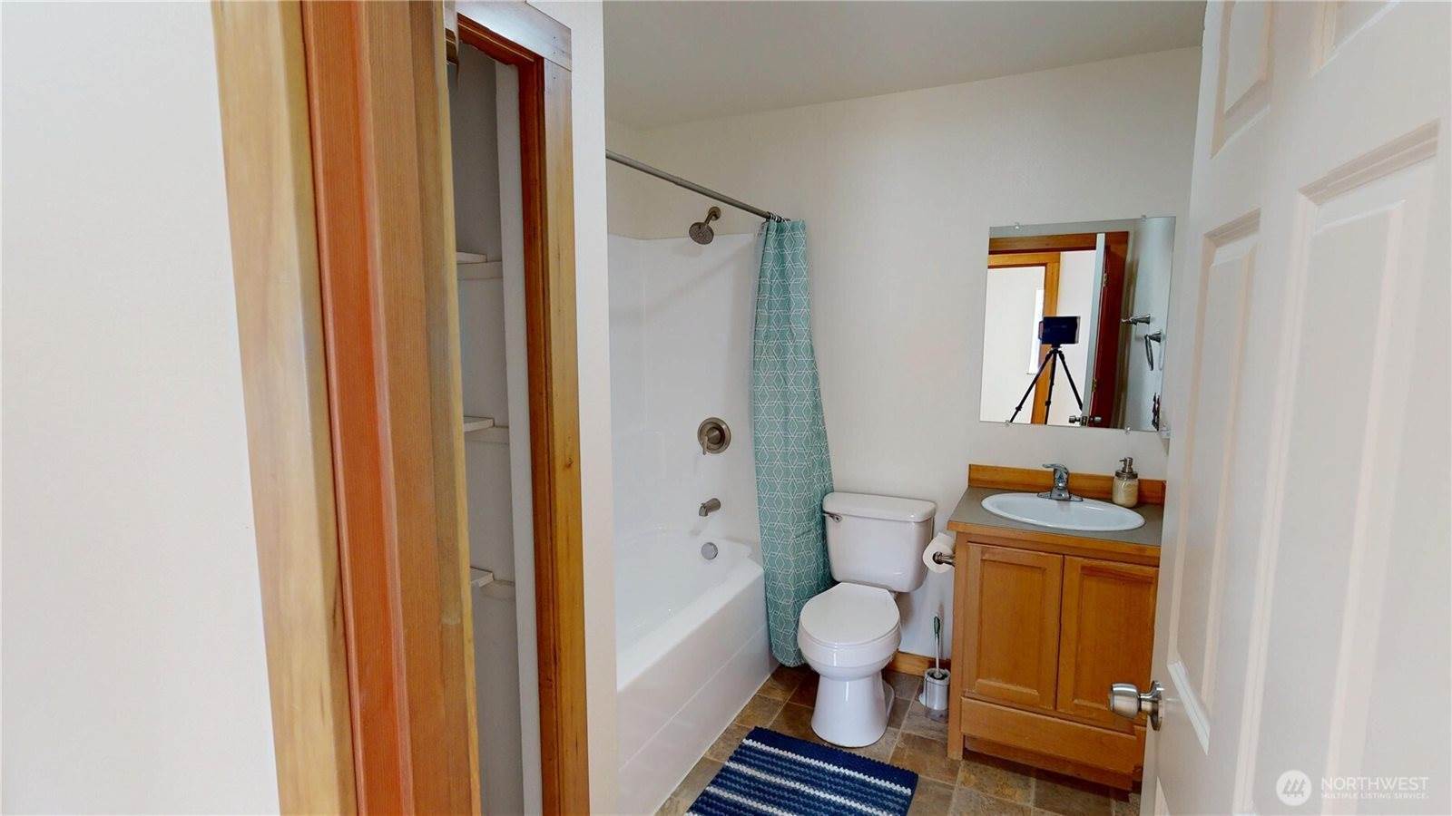 1544 Graham Drive, Camano Island, WA 98282