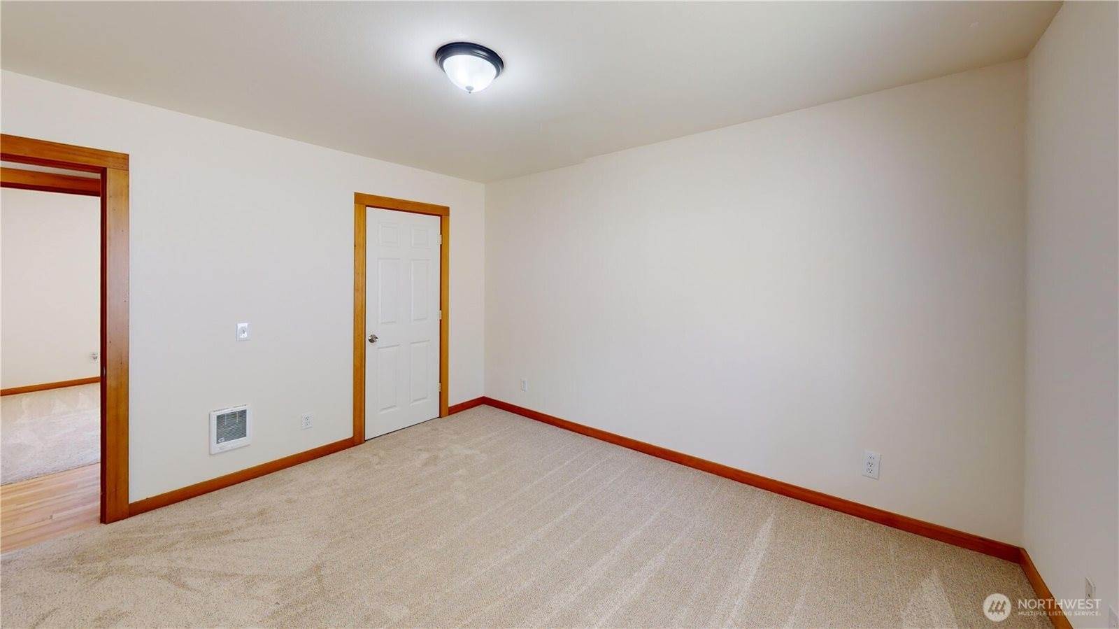 1544 Graham Drive, Camano Island, WA 98282