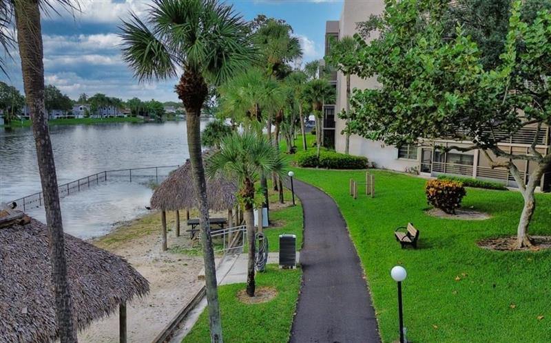 900 Colony Point Cir 407, #407, Pembroke Pines, FL 33026