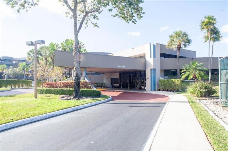 900 Colony Point Cir 407, #407, Pembroke Pines, FL 33026