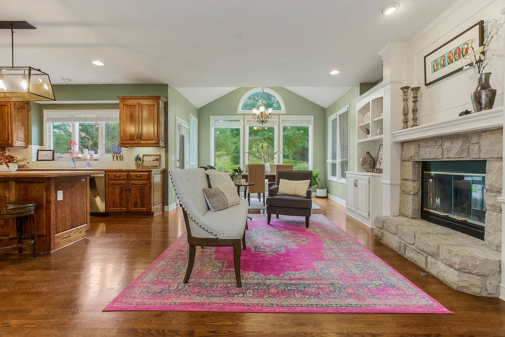 14810 West 72nd Street, Shawnee, KS 66216