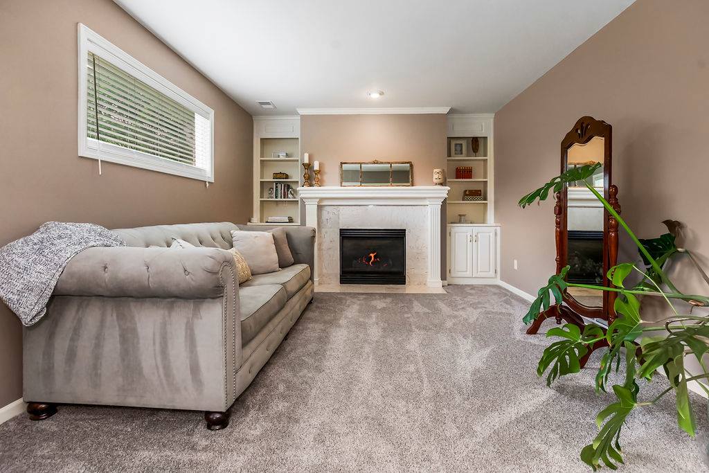 14810 West 72nd Street, Shawnee, KS 66216