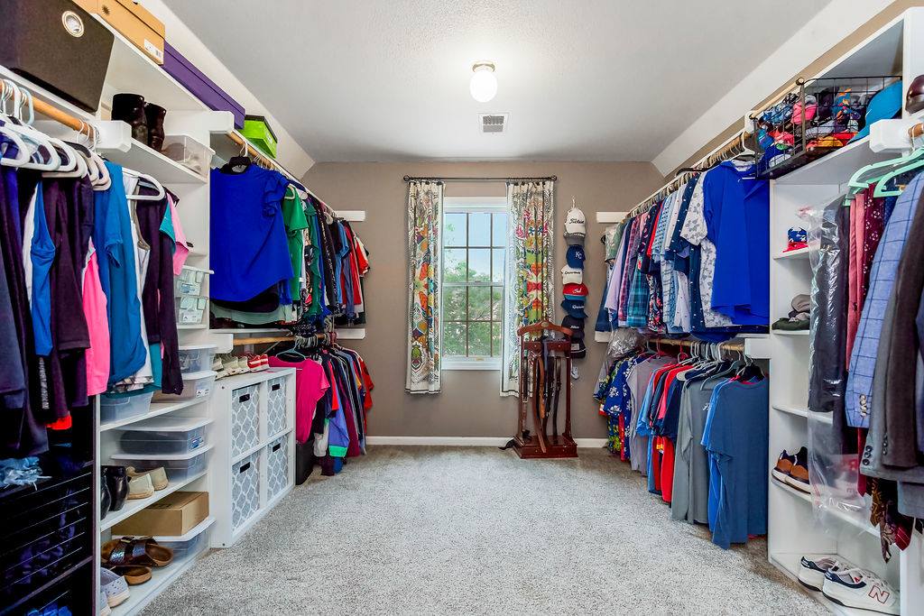 14810 West 72nd Street, Shawnee, KS 66216