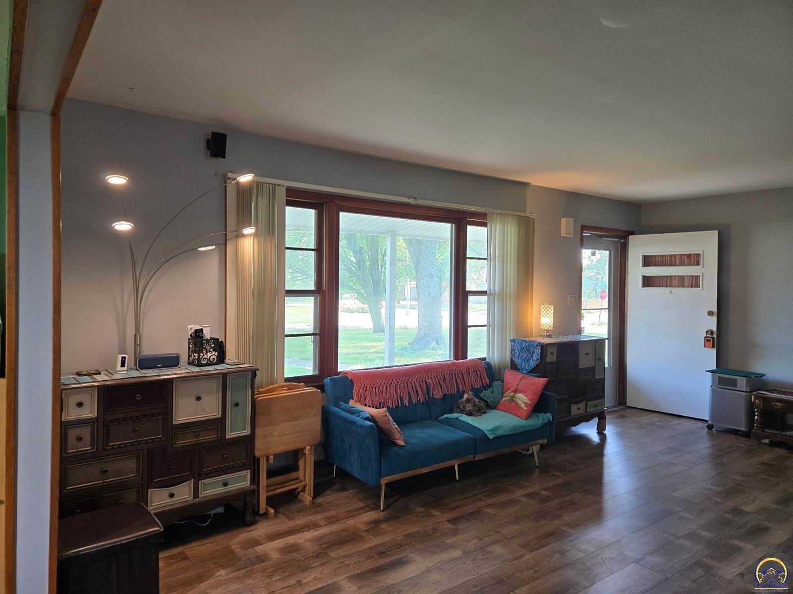 1930 NW 35th ST, Topeka, KS 66618