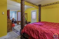 1930 NW 35th ST, Topeka, KS 66618