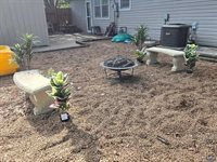 1930 NW 35th ST, Topeka, KS 66618