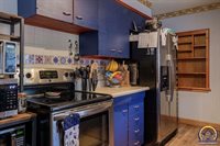 1930 NW 35th ST, Topeka, KS 66618