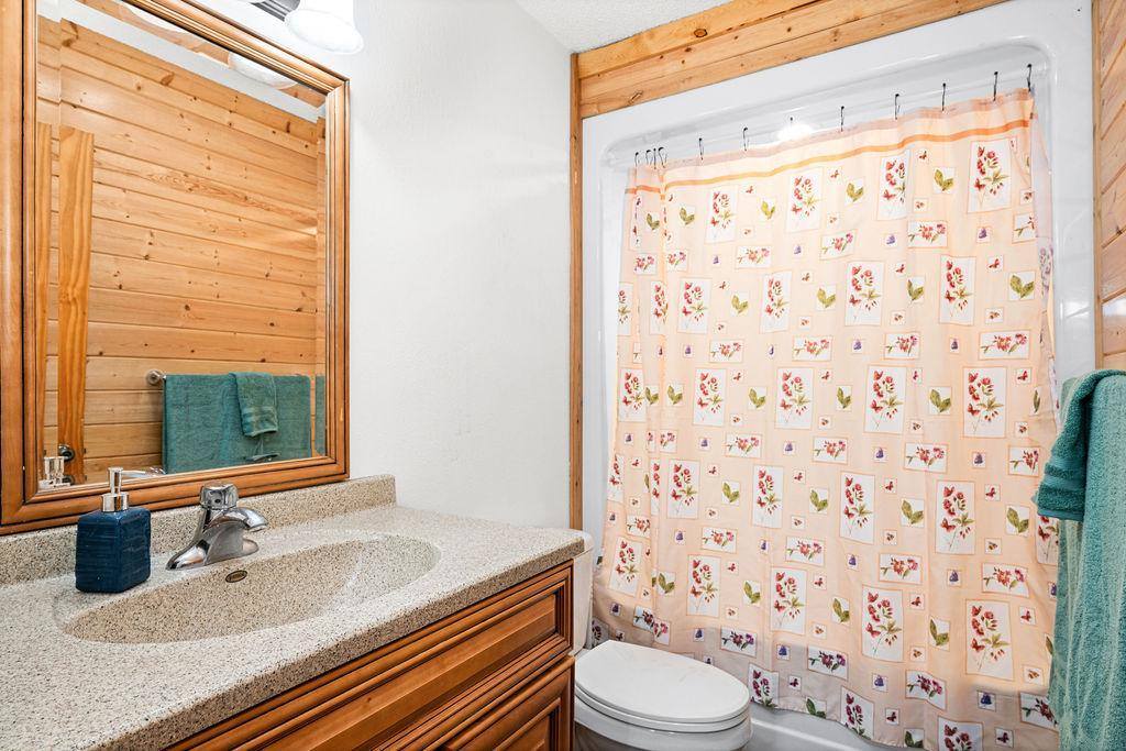 4984 Tower Road, Moose Lake, MN 55767