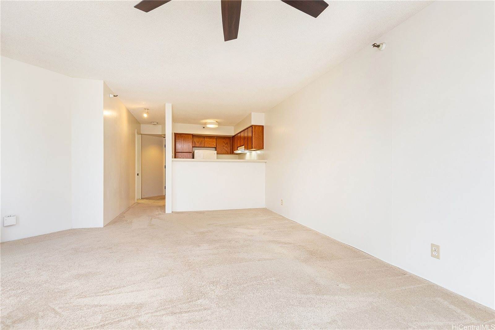 930 Kaheka Street, Honolulu, HI 96814