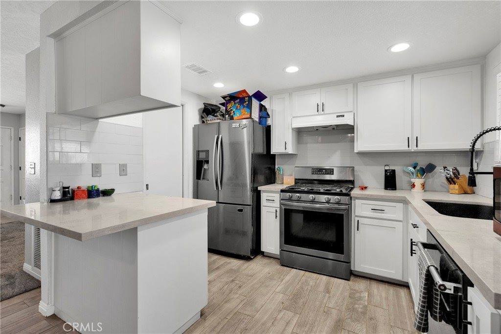 18064 Cajon Street, Hesperia, CA 92345