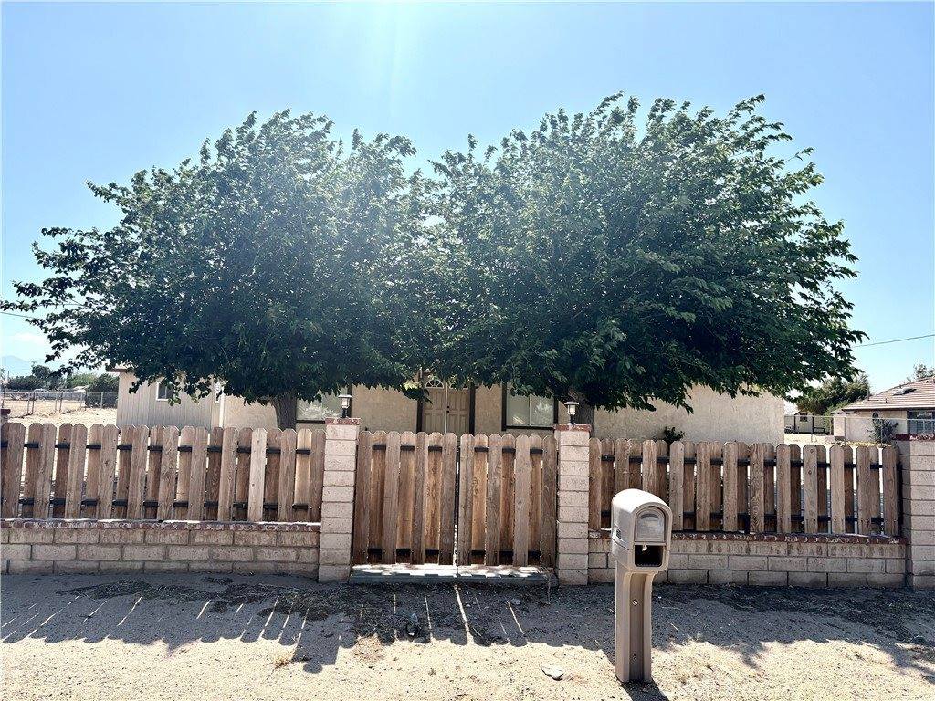 9856 Hawthorne Avenue, Hesperia, CA 92345