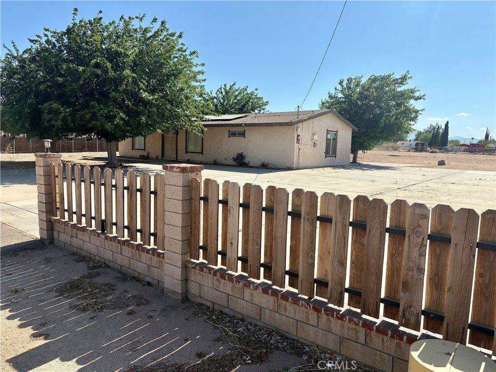 9856 Hawthorne Avenue, Hesperia, CA 92345