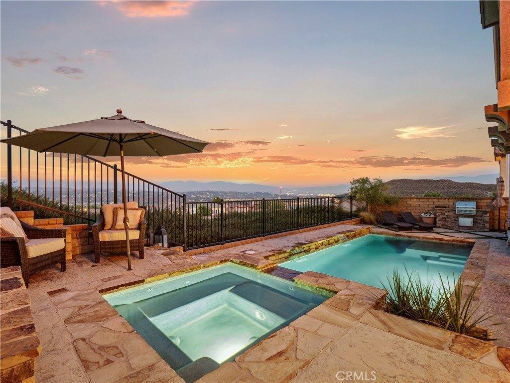 28826 North West Hills Drive, Valencia, CA 91354