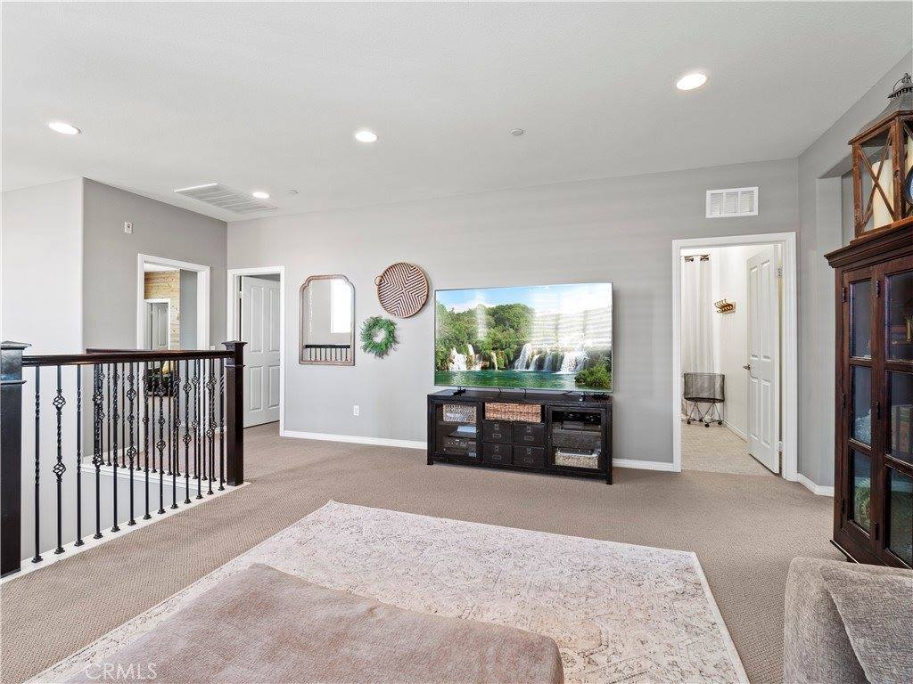 28826 North West Hills Drive, Valencia, CA 91354