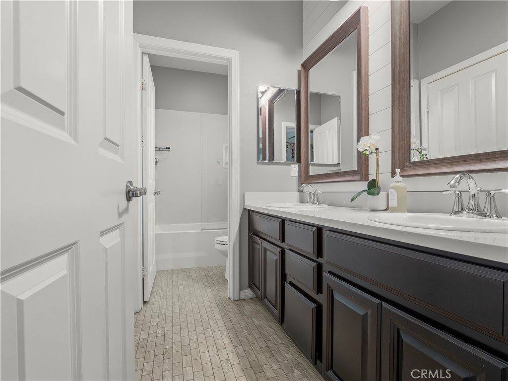 28826 North West Hills Drive, Valencia, CA 91354