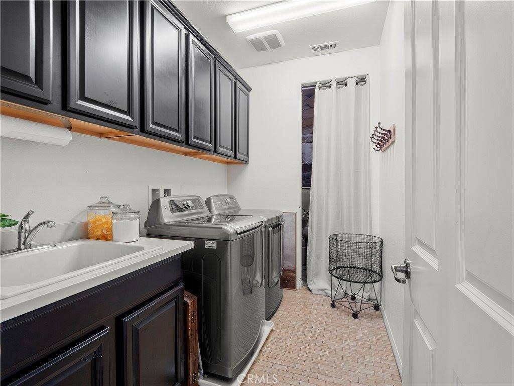 28826 North West Hills Drive, Valencia, CA 91354