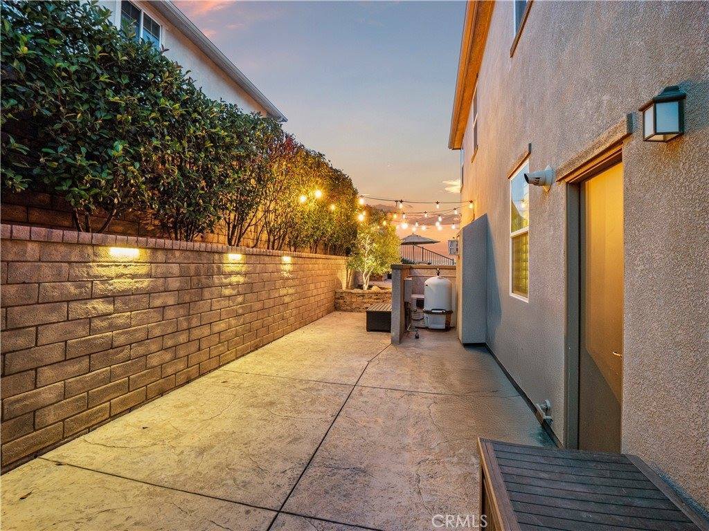 28826 North West Hills Drive, Valencia, CA 91354