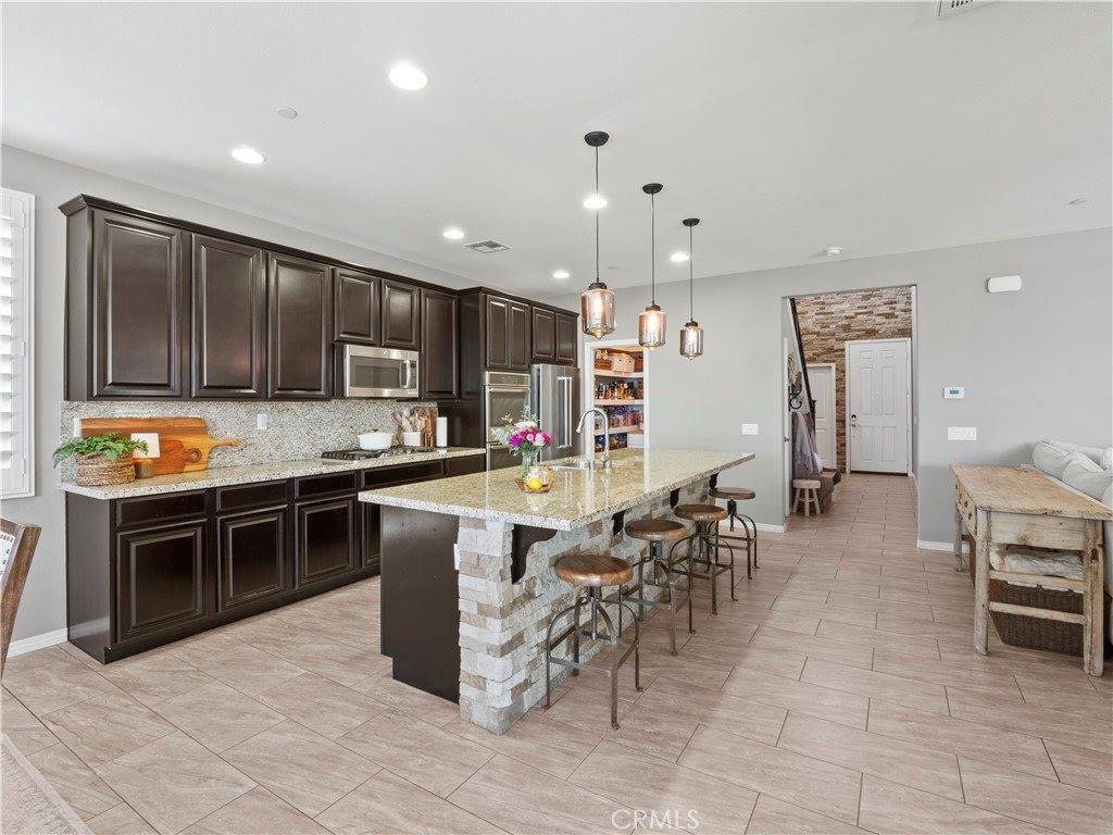 28826 North West Hills Drive, Valencia, CA 91354