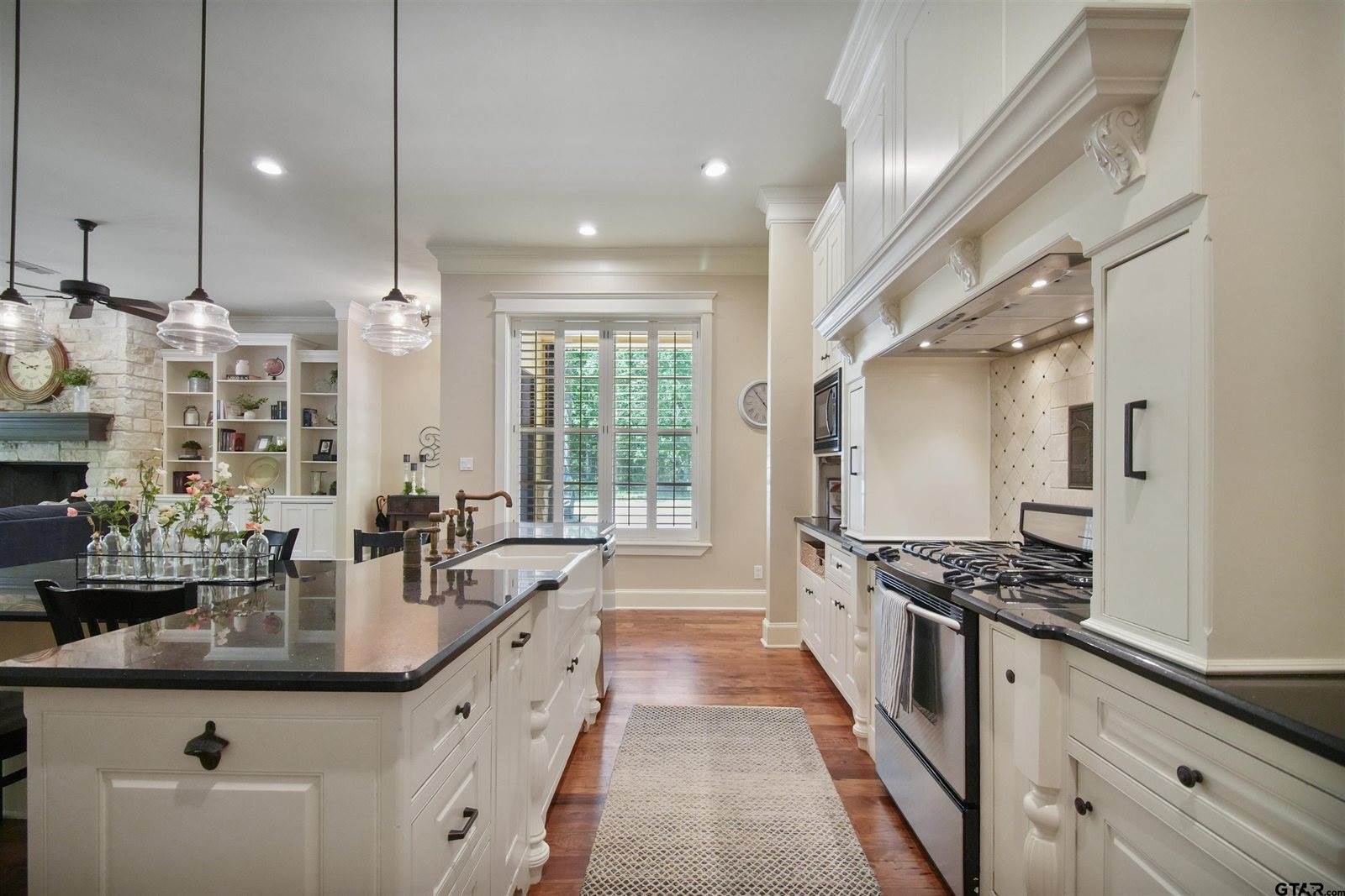 15424 Sunrise Lake Court, Tyler, TX 75707