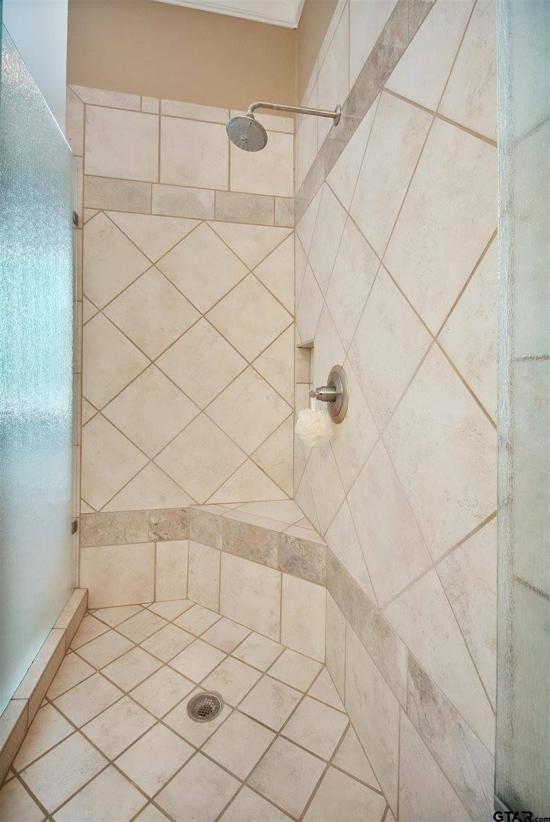 15424 Sunrise Lake Court, Tyler, TX 75707