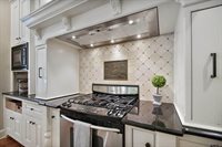 15424 Sunrise Lake Court, Tyler, TX 75707