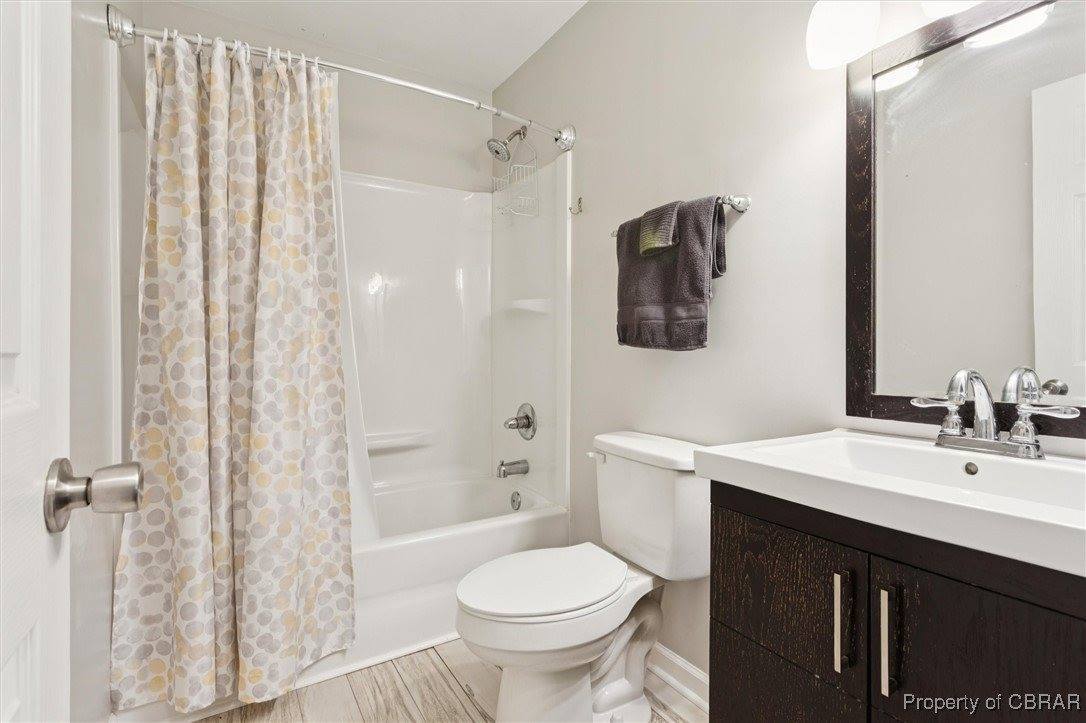 6512 Walter Reed Drive, Gloucester County, VA 23061