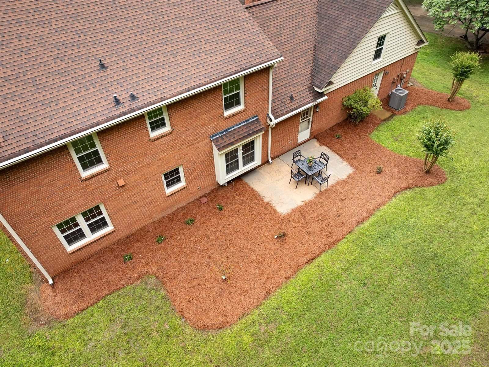 113 Foxfield Lane, Matthews, NC 28105