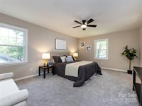 113 Foxfield Lane, Matthews, NC 28105