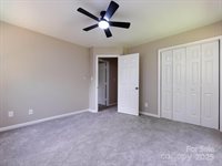 113 Foxfield Lane, Matthews, NC 28105