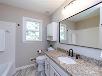 113 Foxfield Lane, Matthews, NC 28105