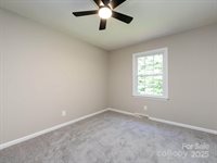 113 Foxfield Lane, Matthews, NC 28105