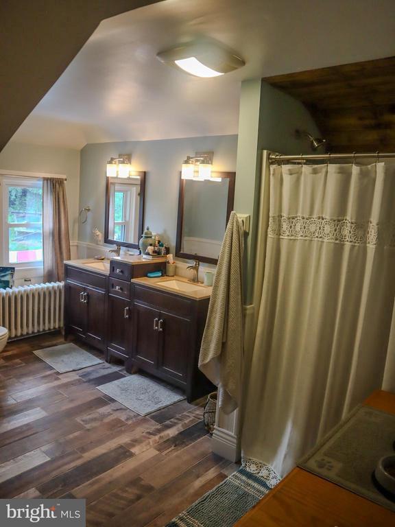 731 West Main Street, Leesport, PA 19533