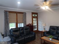 731 West Main Street, Leesport, PA 19533