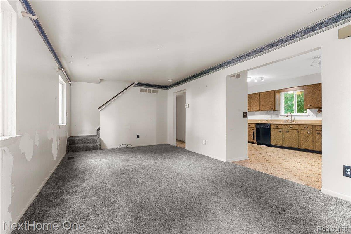 7469 Longworth Drive, HamburgTownship_Livingston, MI 48116