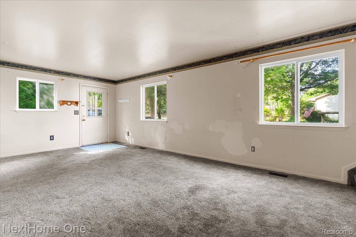 7469 Longworth Drive, HamburgTownship_Livingston, MI 48116